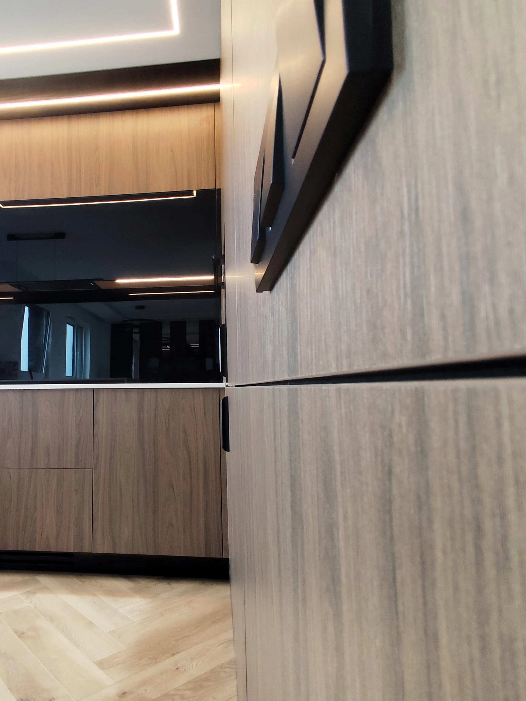 Kuchnia ze szkłem — detal